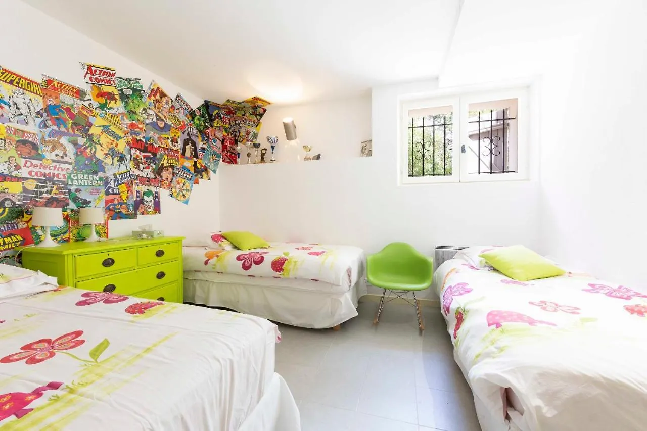 Large Provencal Villa With Swimming Pool In Lush Greenery Live In Cannes Vallauris